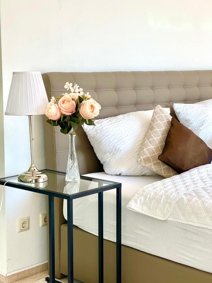 Villa Julian Doppelzimmer Aurich Dış mekan fotoğraf